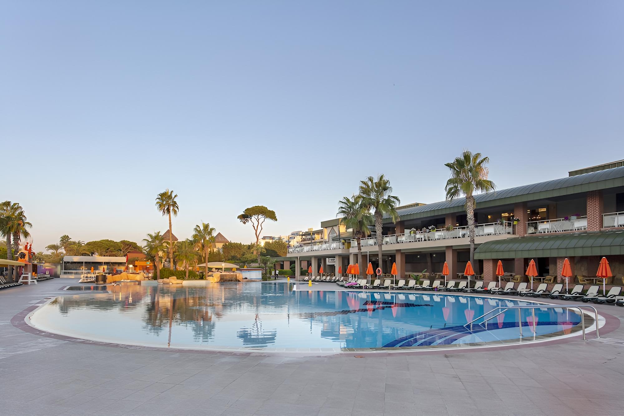 MEDWORLD Health Center Pine Beach Belek view 5
