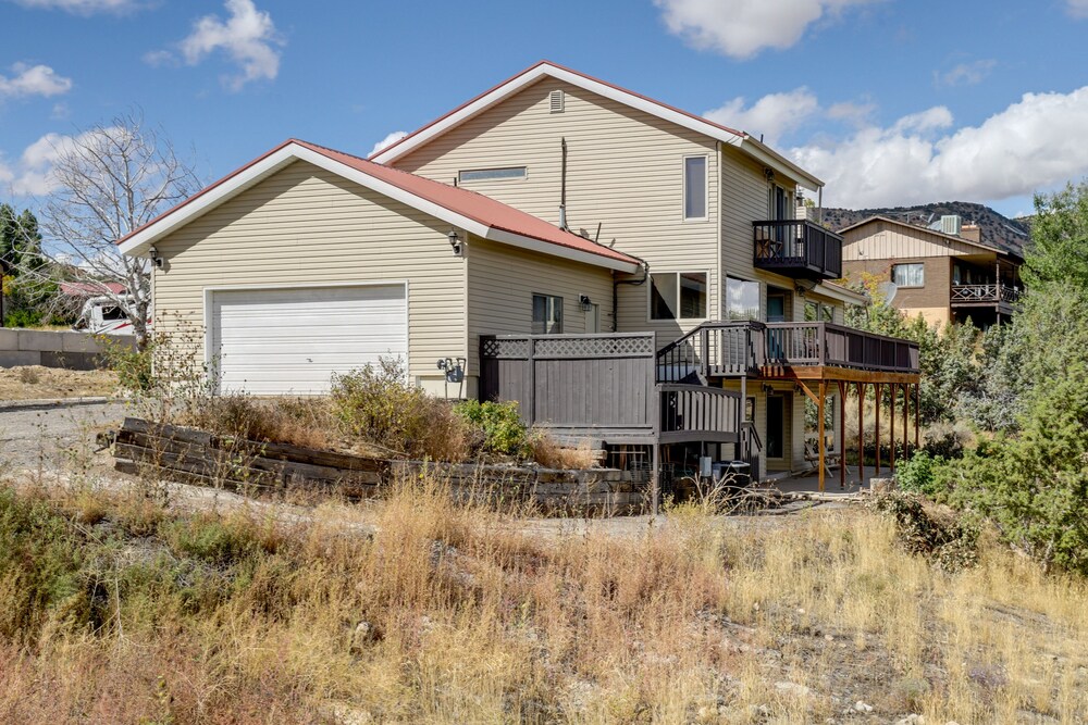 Family-friendly Utah Home: Deck, Mountain Views! view 2