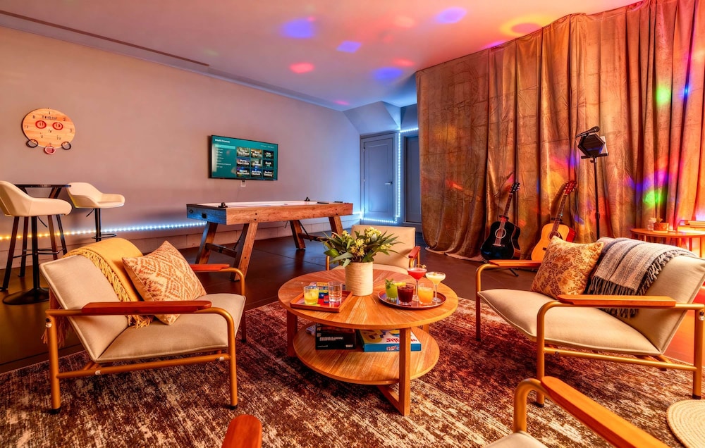 Luxury Retreat Double Rooftop Deck Game Room
