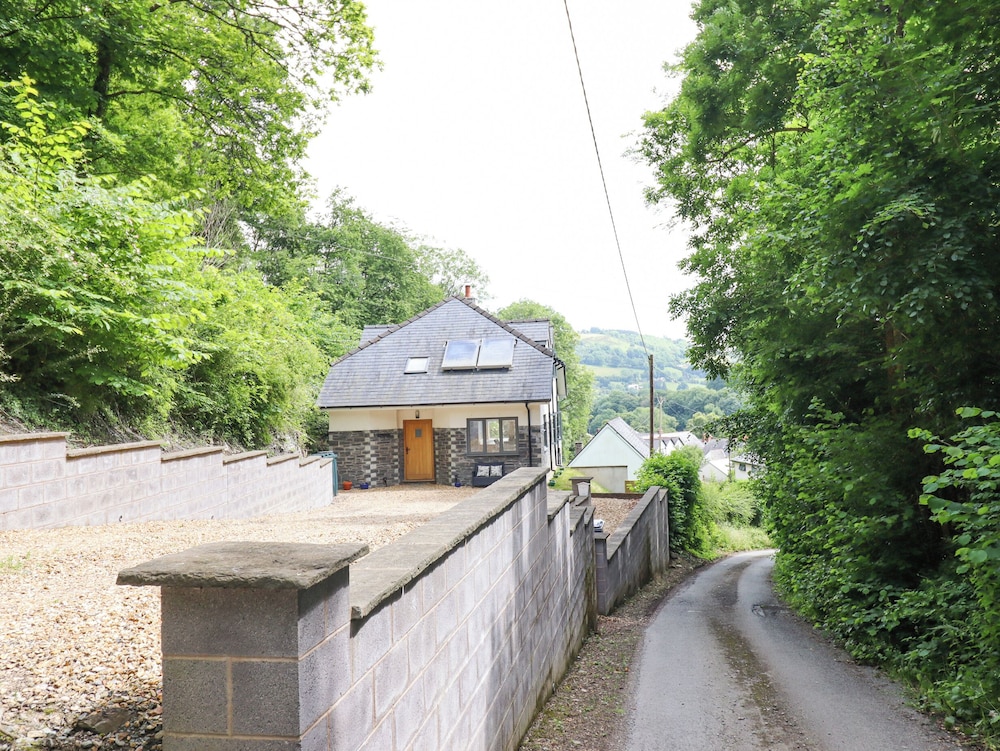 Bryn Golau
