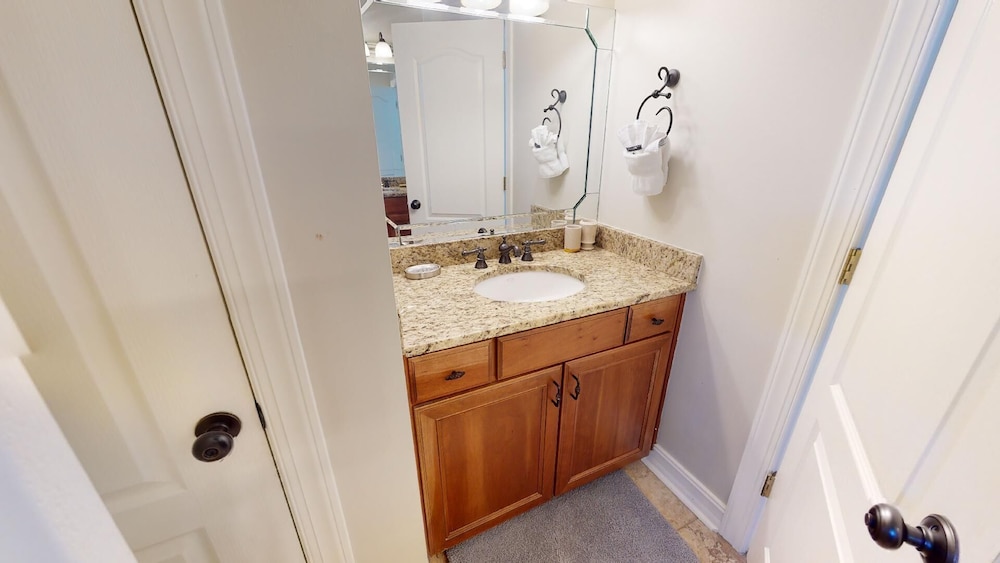 The Pelican House by Tybee Vacation Rentals