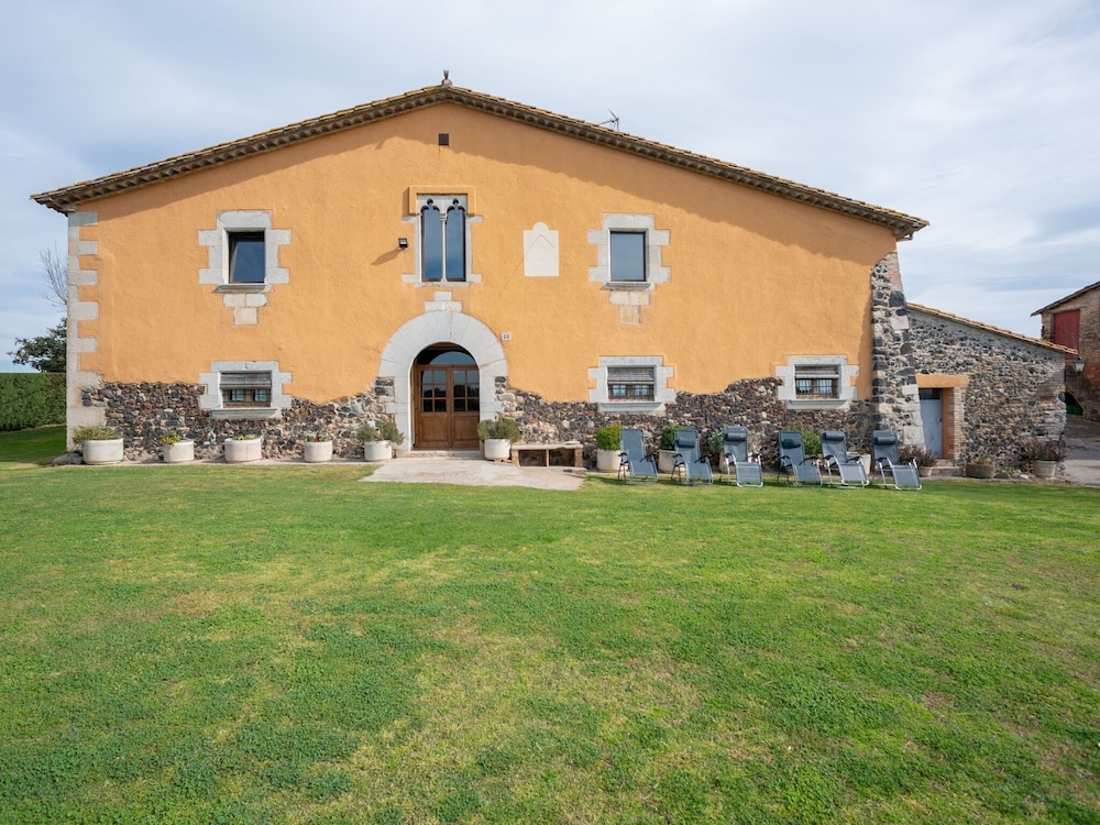 Vibranr Holiday Home in Aiguaviva With Swimming Pool, Aiguaviva – photo 2
