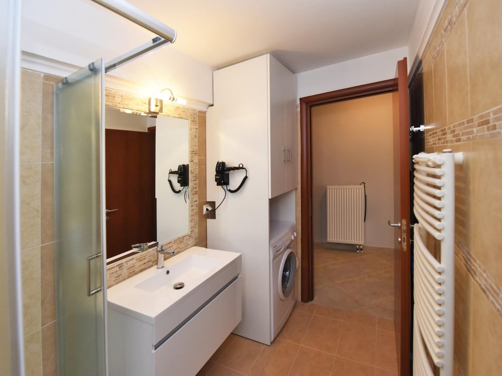 Fibes Luxury Living 1 by Travel Pro Services view 5