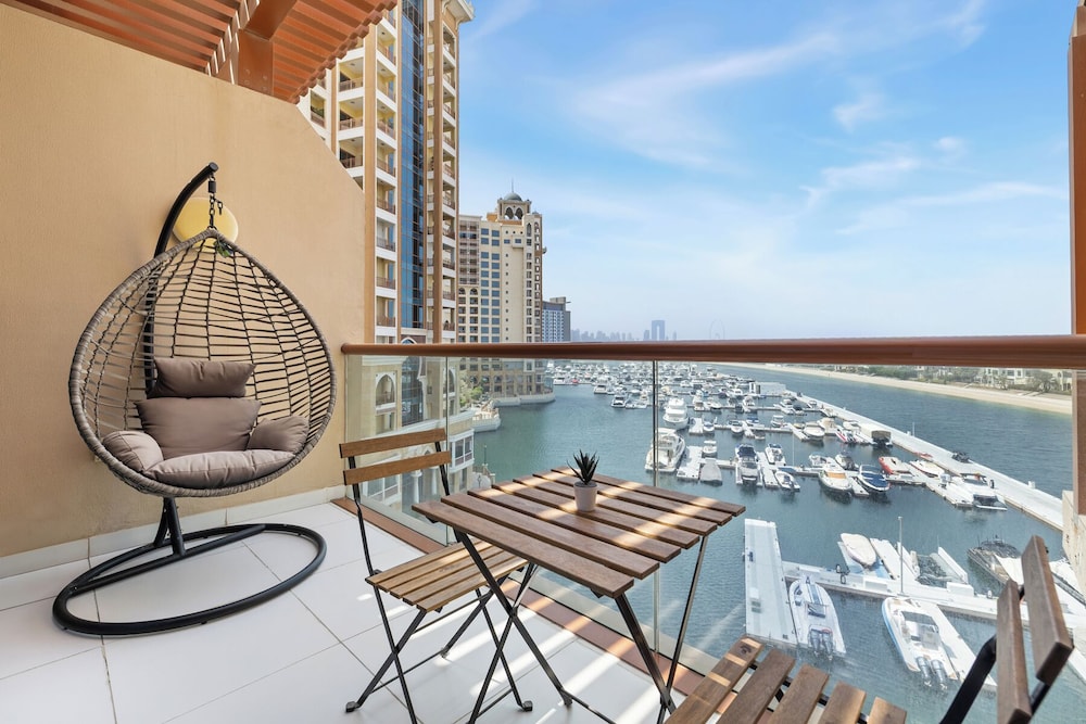 Palm Studio Nearby Atlantis