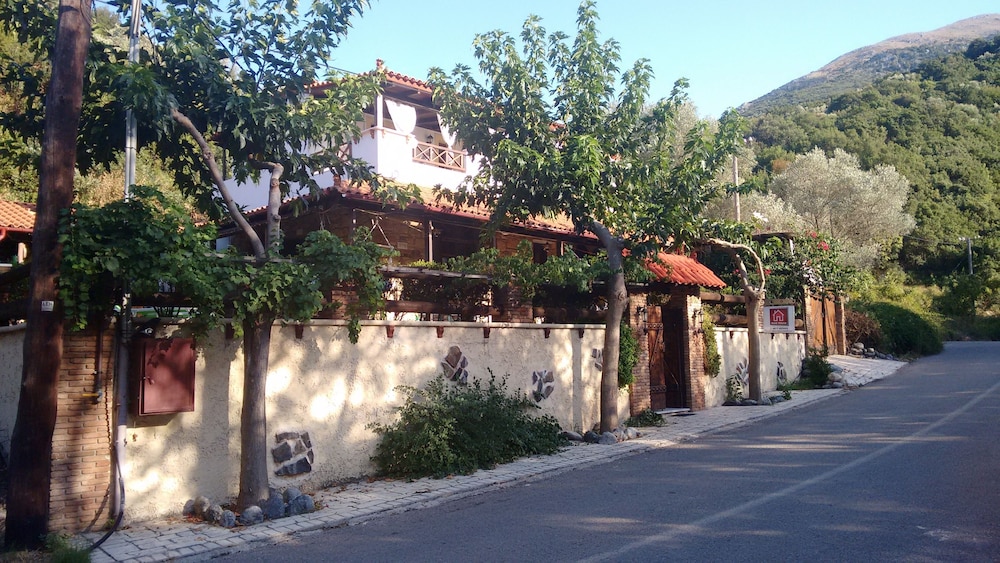 Kalogirou Stone House