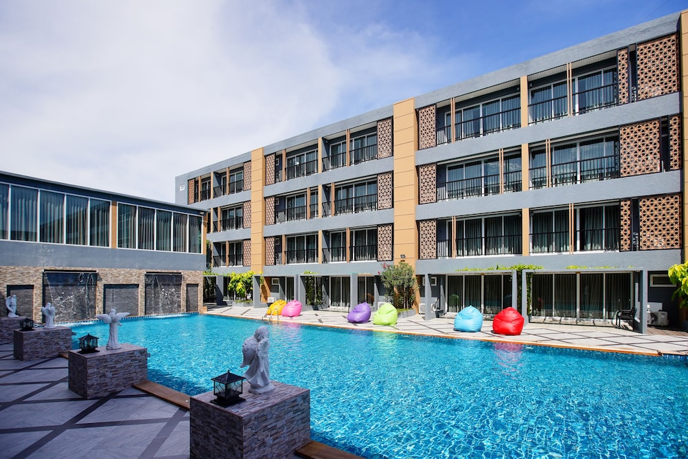 Golden Sea Hua Hin