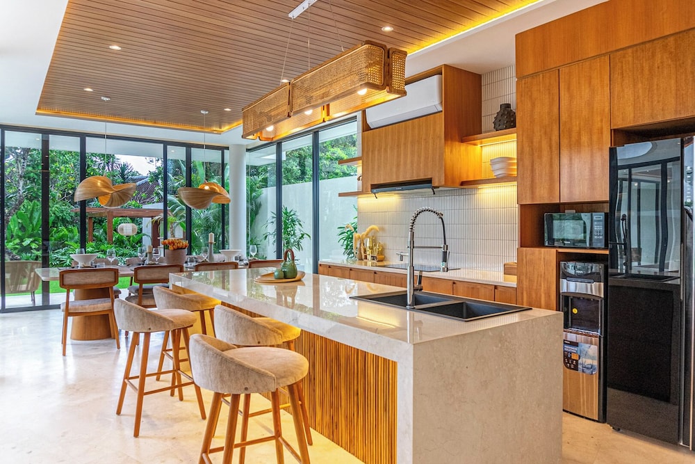 Villa Casa La Brisa by RPM