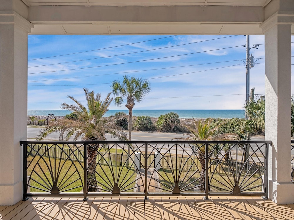 Private Paradise on Front Beach Rd by Resort Collection