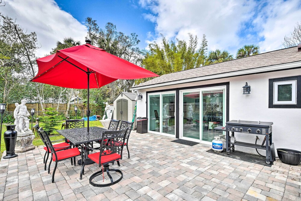 Florida Getaway w/ Patio ~ 3 Mi to Beaches! view 3