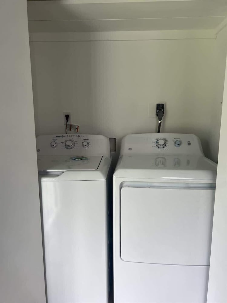 Cozy 2 Bedroom Home, Dade City! #2