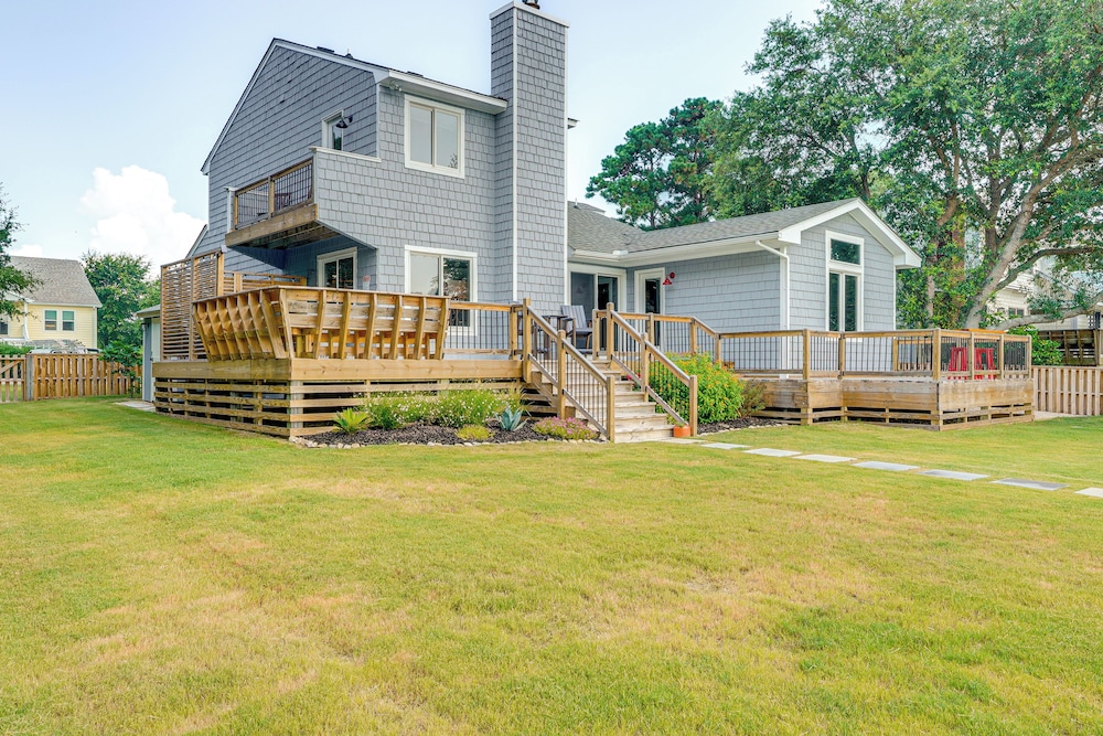Private Beach Access & Hot Tub: Kitty Hawk Haven