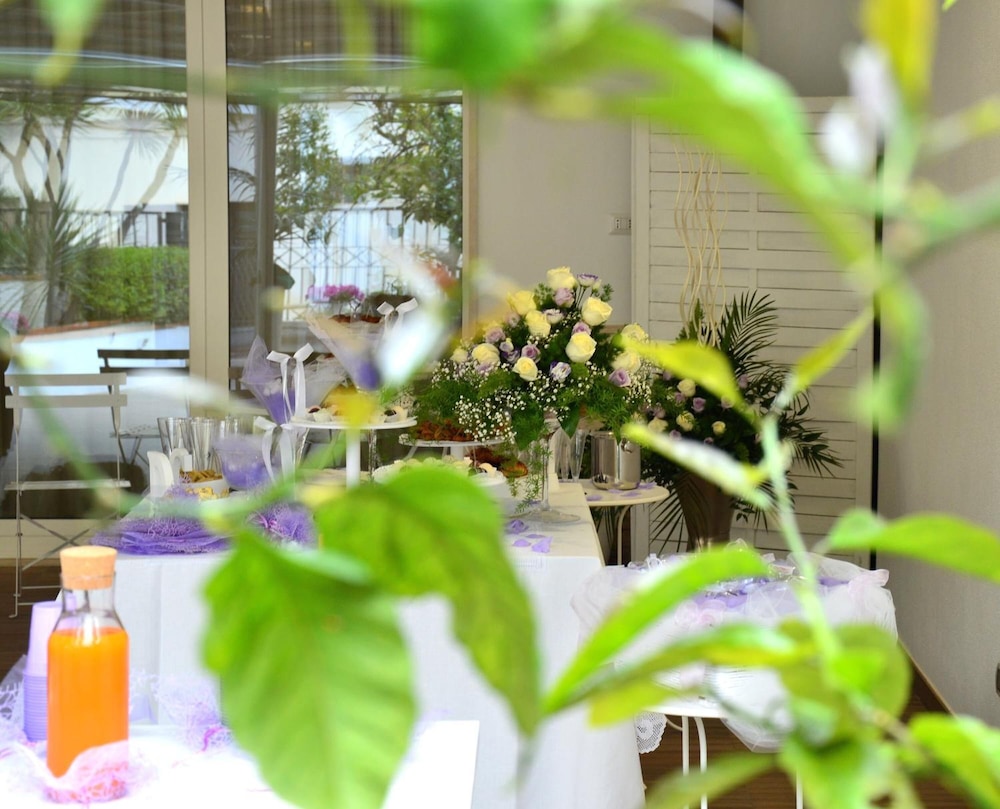 meeting & event spaces