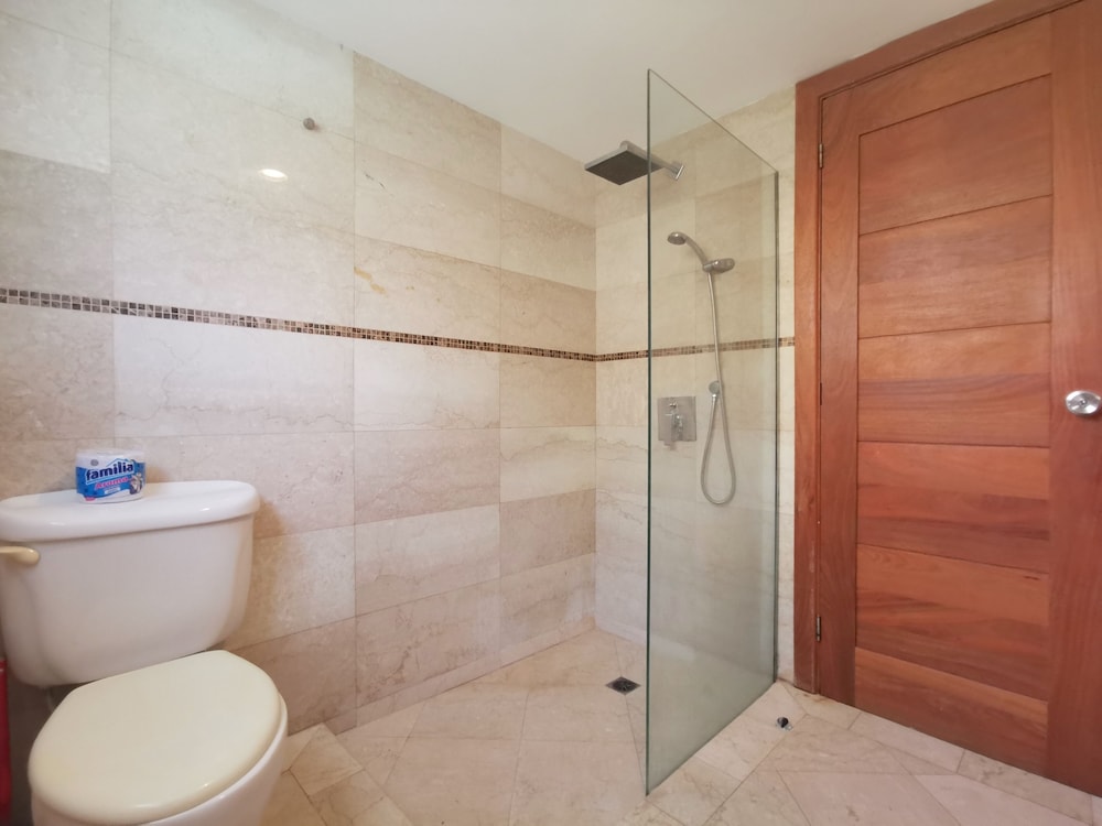 Los Corales Tropical Beach Resort & SPA