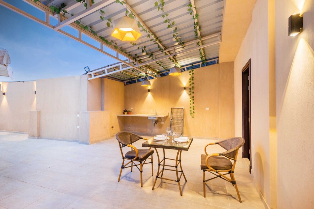 Xuru Stays I The Serene Suite A Rooftop Studio @ New Cairo