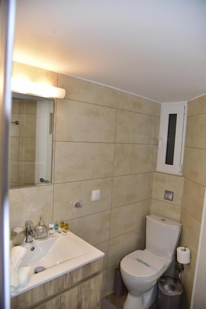 Filopappou Hill apt GTD8325
