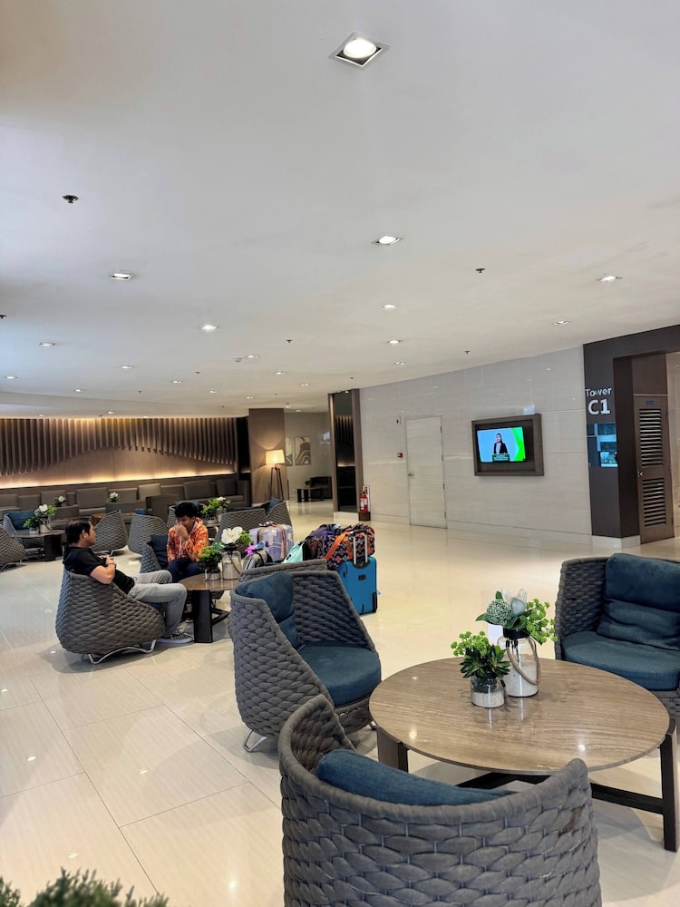 Relax in Pasay City's Best Kept Secret - Spacious Condo With Garden View