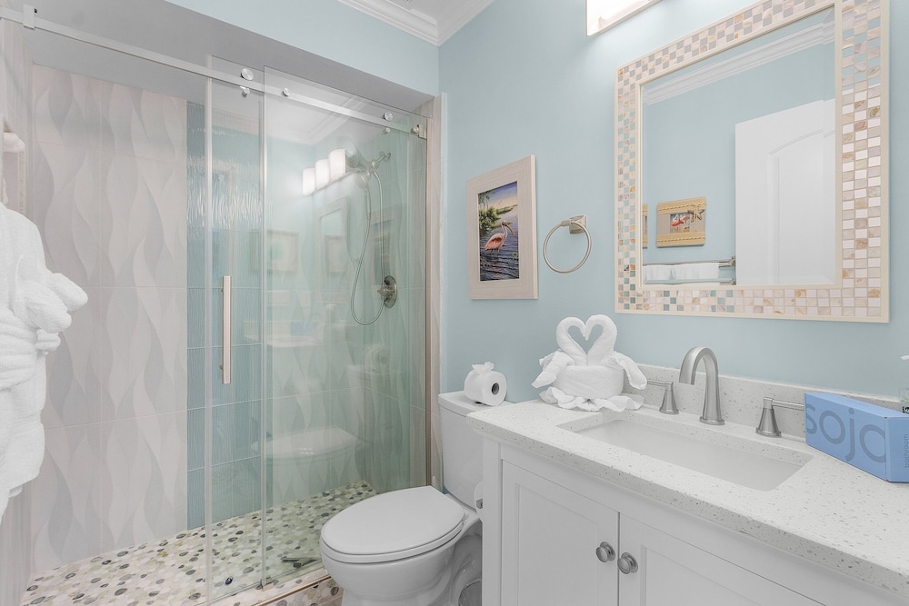130 Tiki Tides: 2br W/ Outdoor Tiki Bar! 2 Bedroom Home