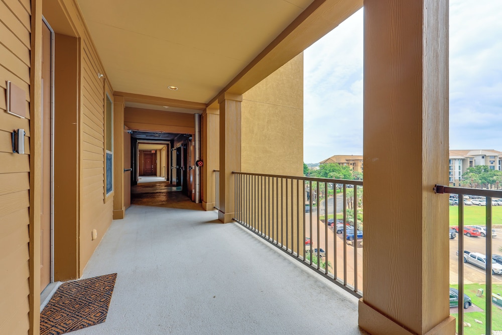 Lake LBJ Condo w/ Private Balcony, Lake Views - Property Image 1