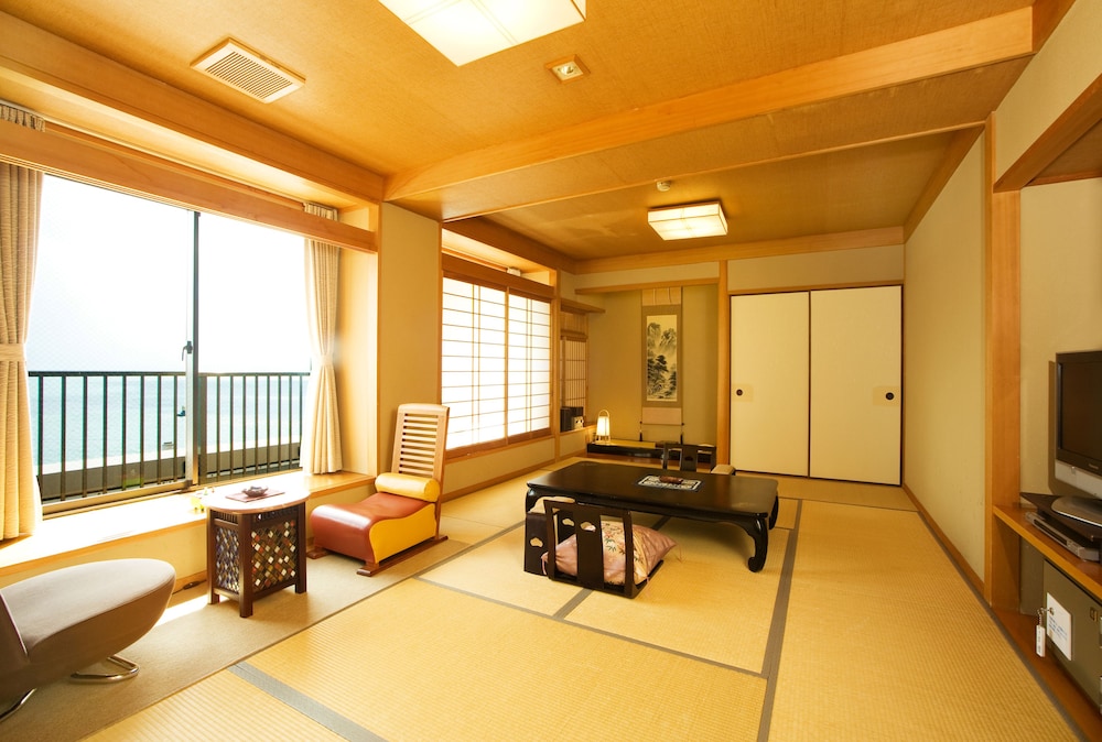 Shiosai Kirara Shokichi