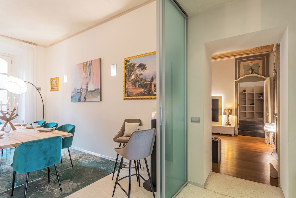 Rovelli 41 by Rent all Como