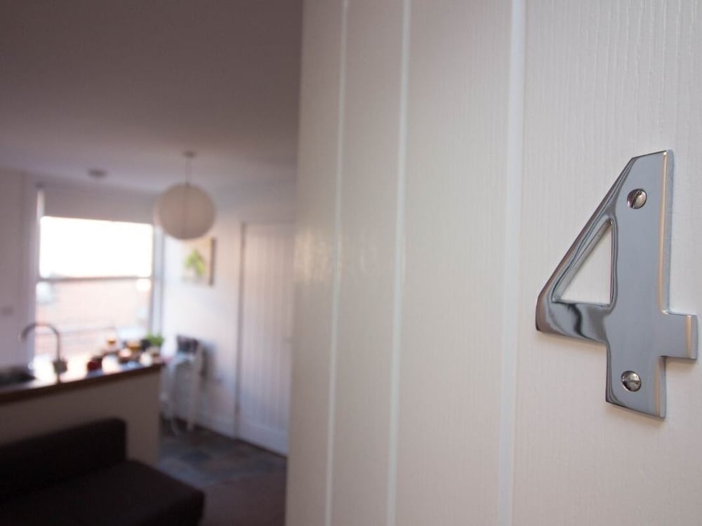 Beddoe Apartments