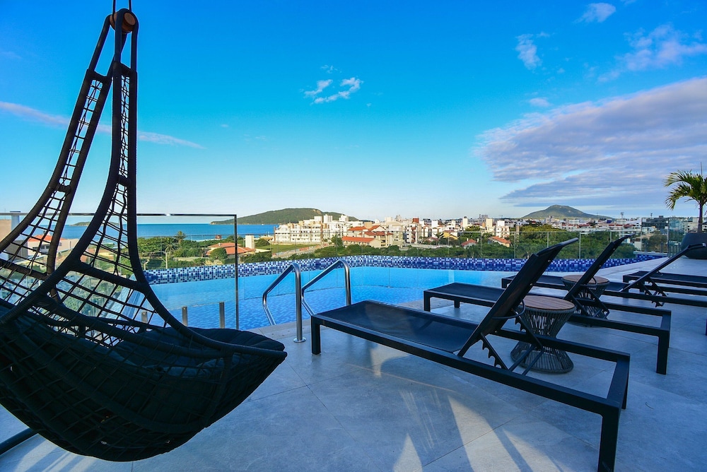 Gaivotas Golden - a 200 metros da praia