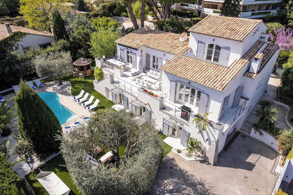 Sumptuous Villa - AC- 6br- 12p- Cannes