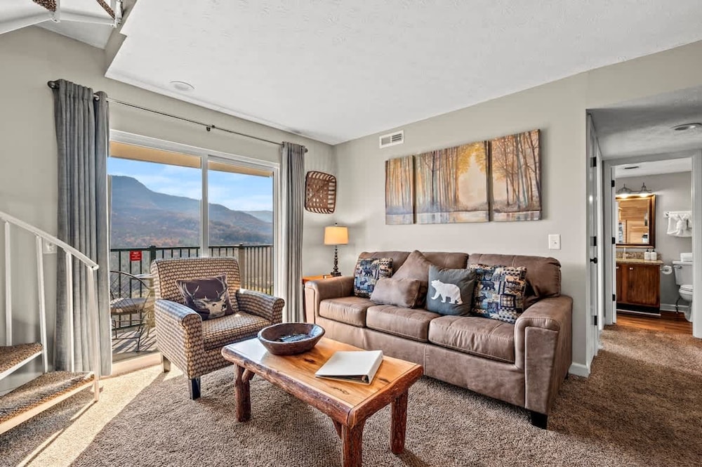 Sleeps 6 Mountain Views Shared Resort Amenities