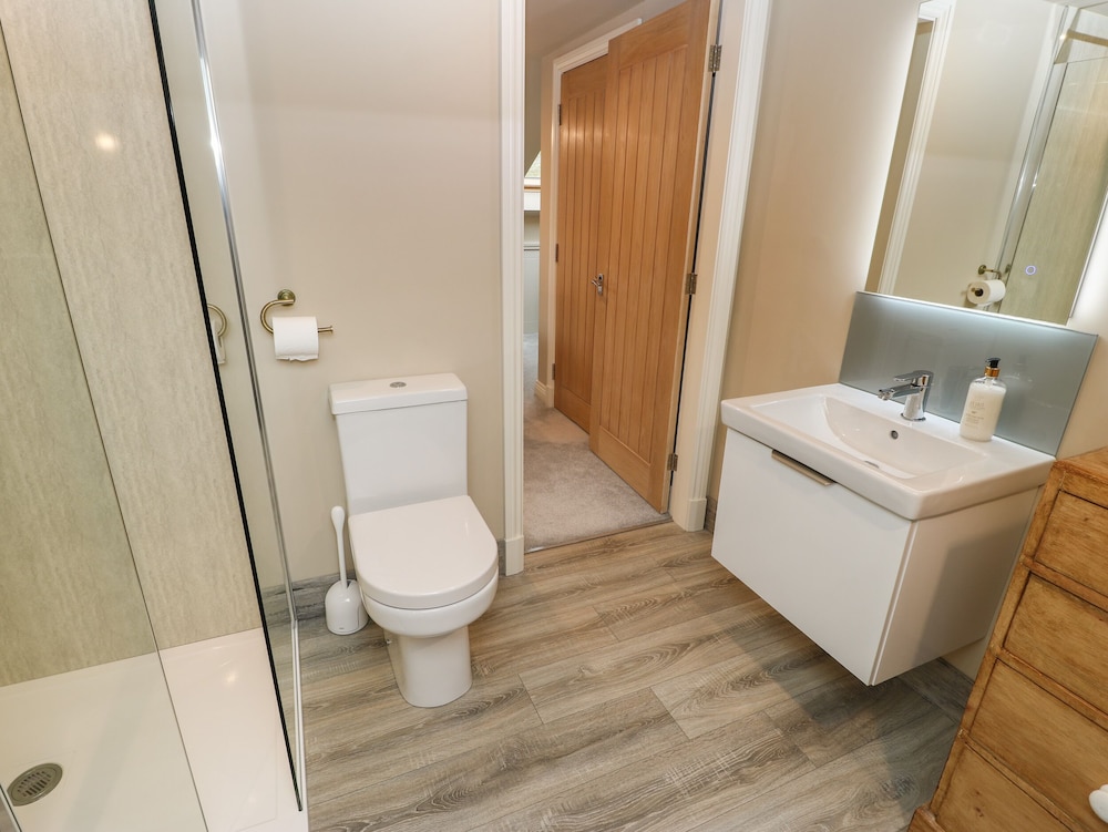 1 Stansfield Mews