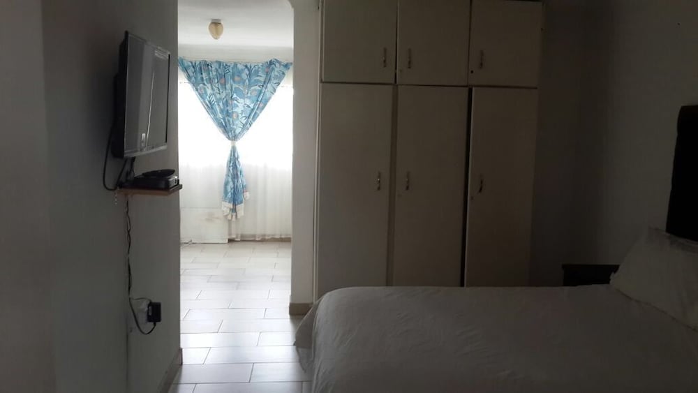 Bogadi B&B