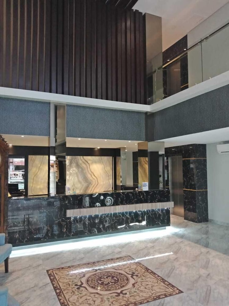 Grand Singgie Hotel