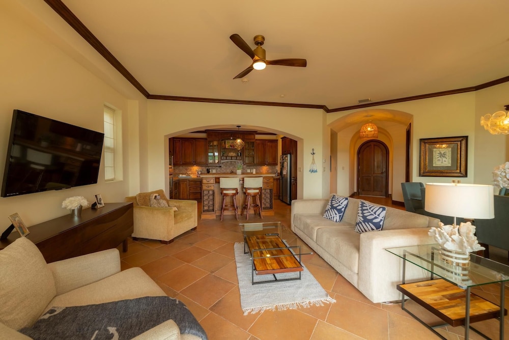 Montebello 4E 3bed 3 Bath