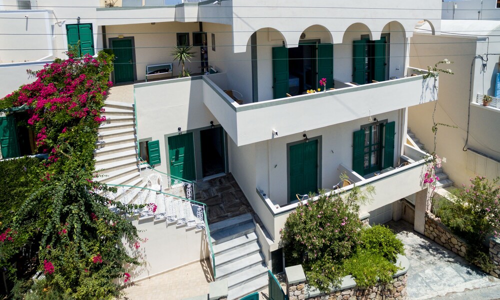 Ifestia Hotel Santorini