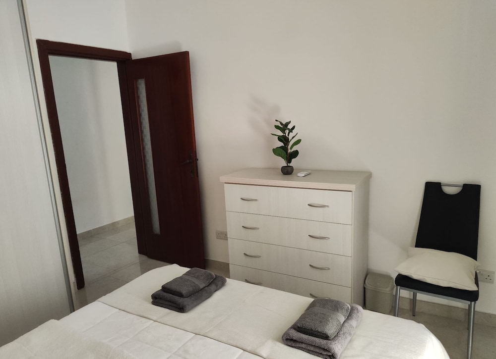 Lilly's sea view apartment view 4
