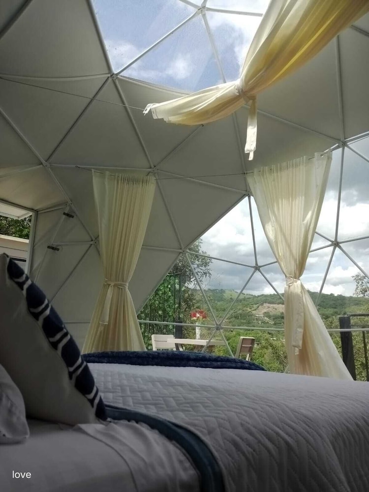 Glamping romantico en Vista Hermosa