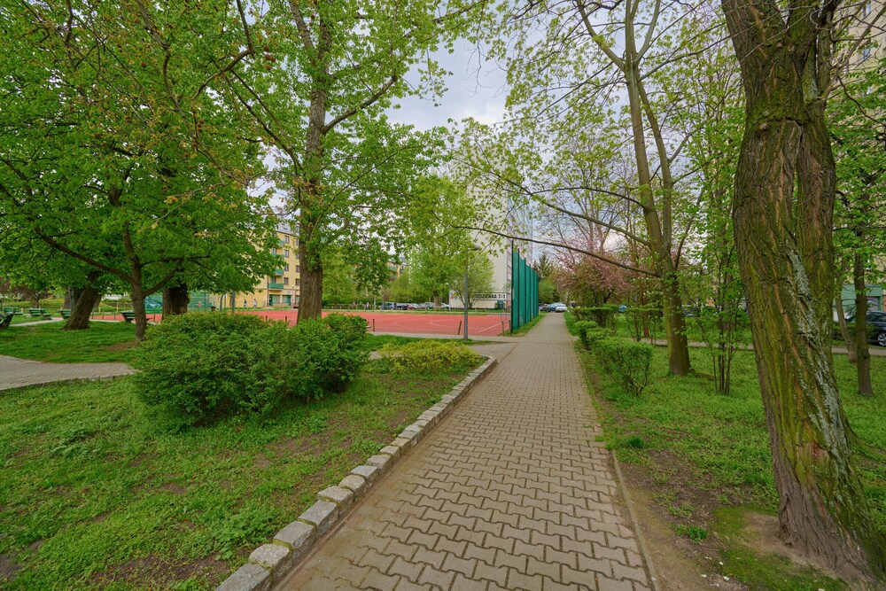 Apartment Wroclaw Glowny by Renters view 4