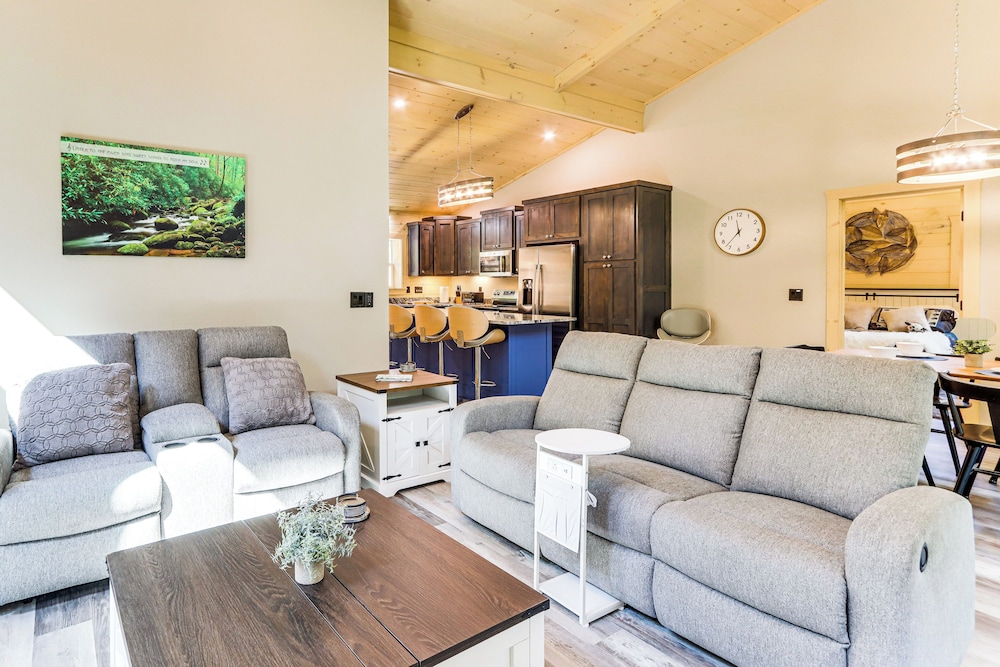 Blue Ridge Adventure Base: Grill, Play, Explore!