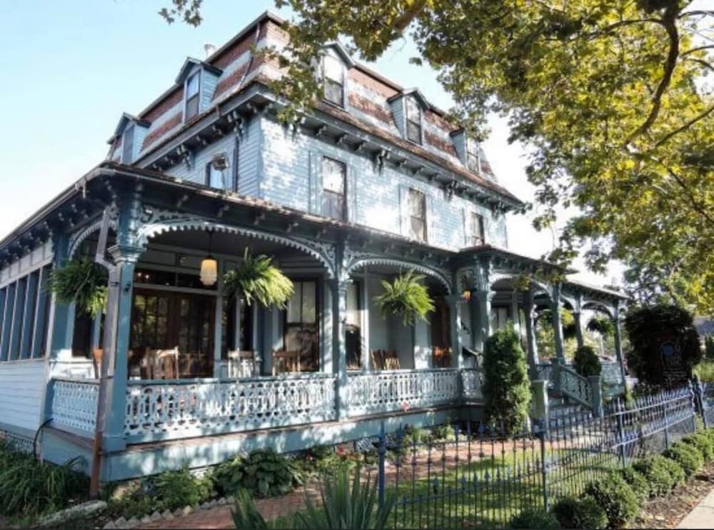 The Hugh Boutique B&B view 3