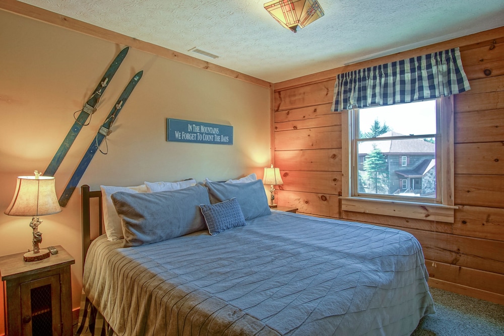 Loggers Run 11: 5 Bedrooms, 3.5 Baths