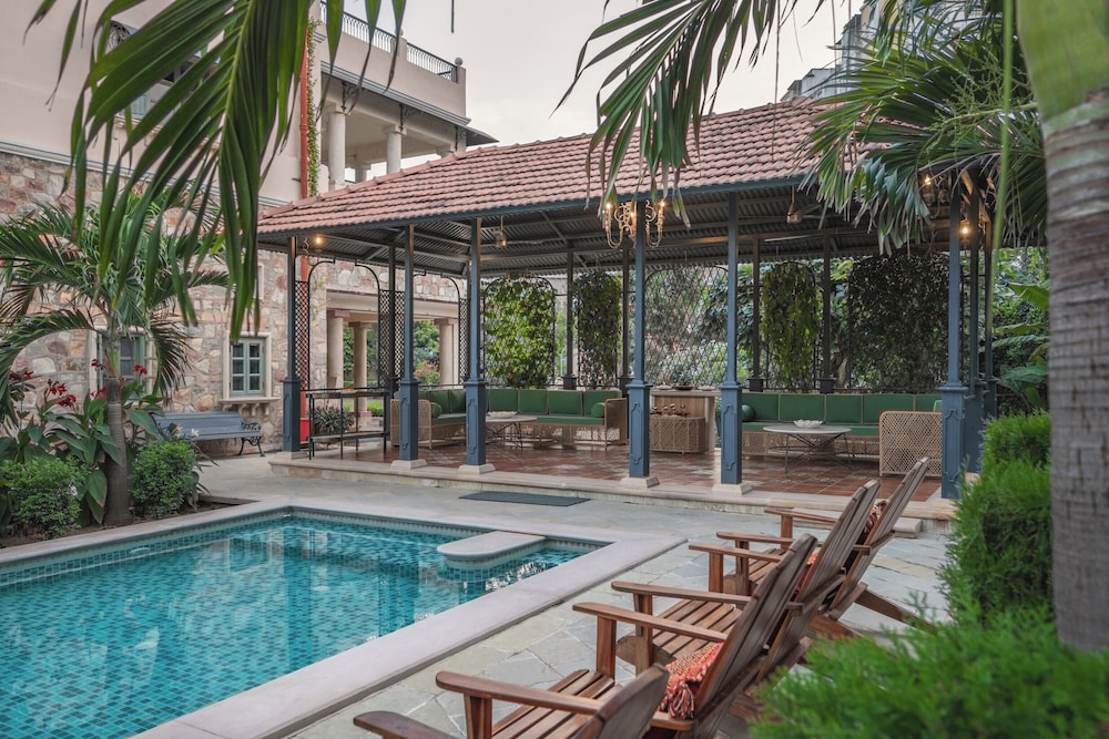 Niravi Jaipur