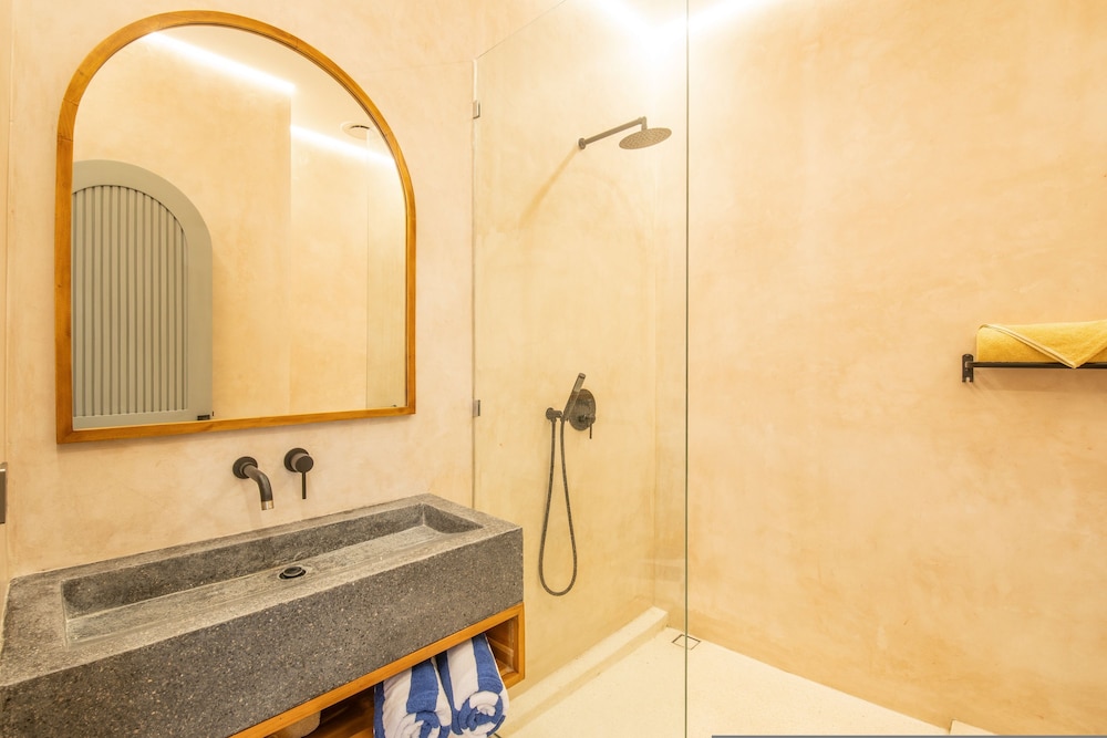 Sea Villa New 2Br Modern Villa Enclosed Living Bingin