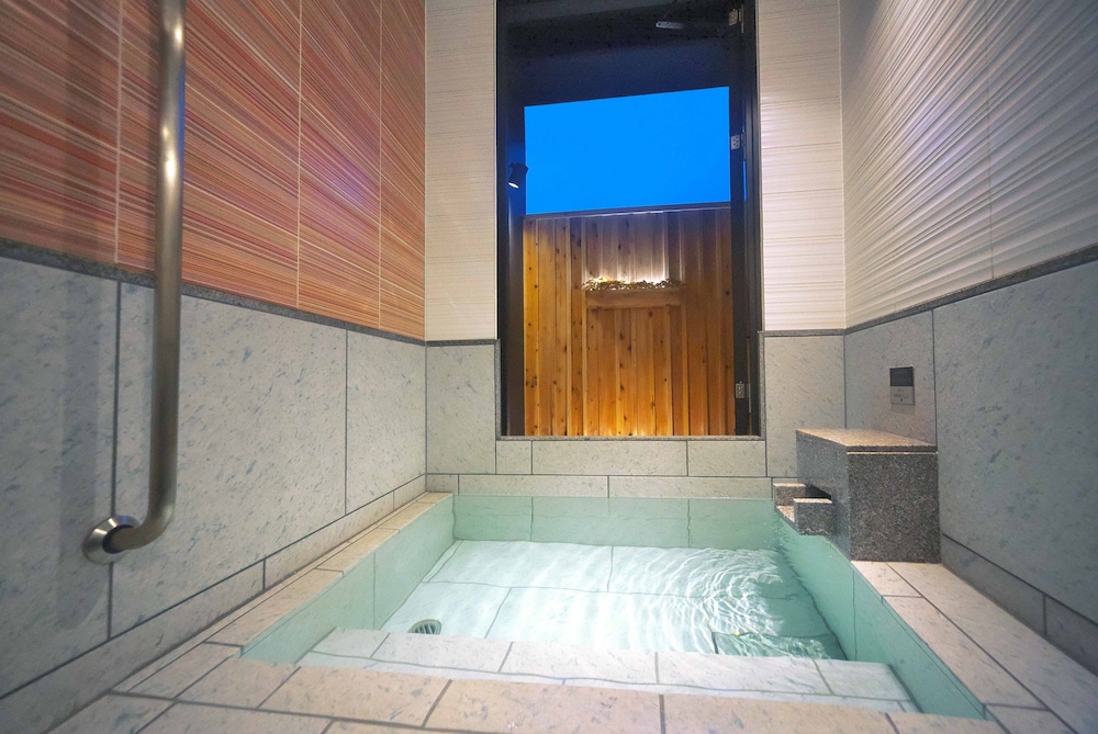 Kusatsu Hotel