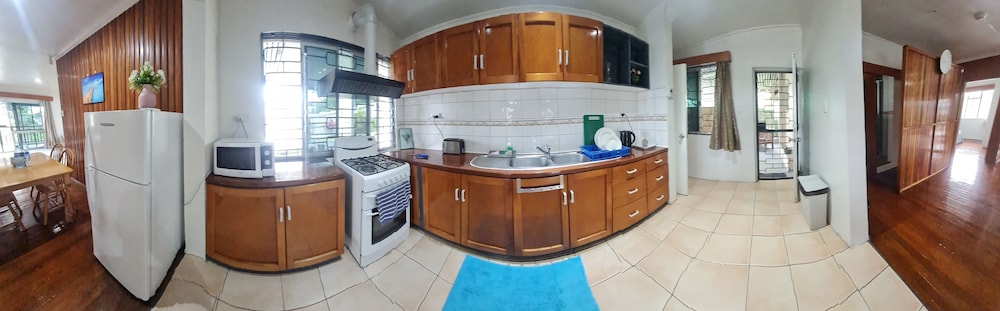 Axis Apartments