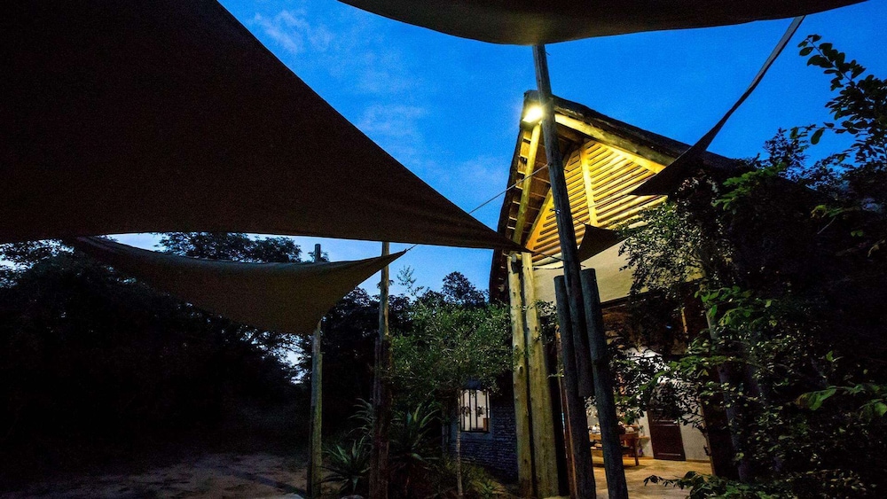 Royal Thonga Safari Lodge