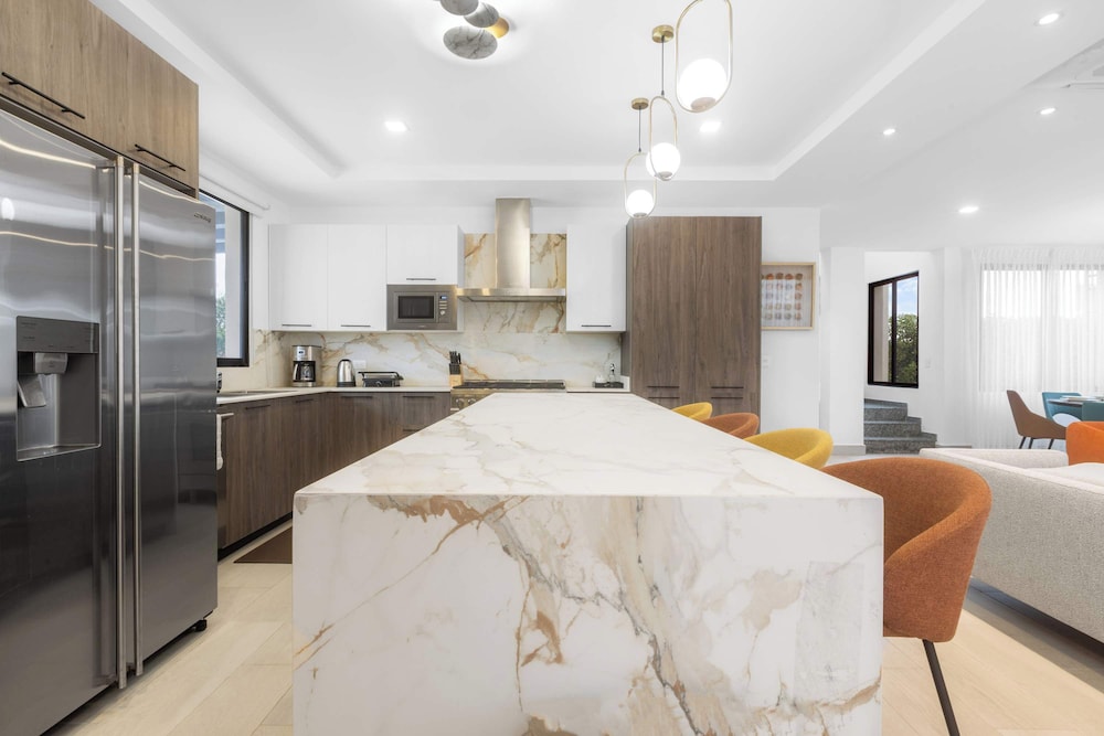 Stylish 3BR Villa by Vistacana Rentals