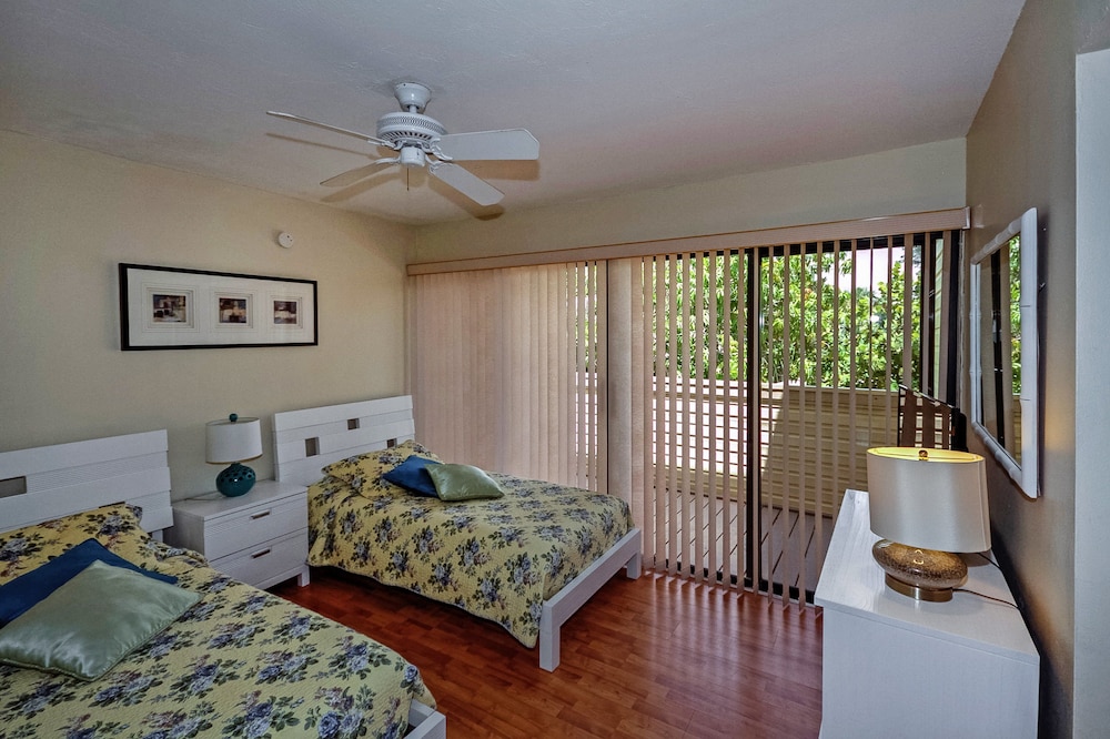 Bird's Nest Beach Townhomes