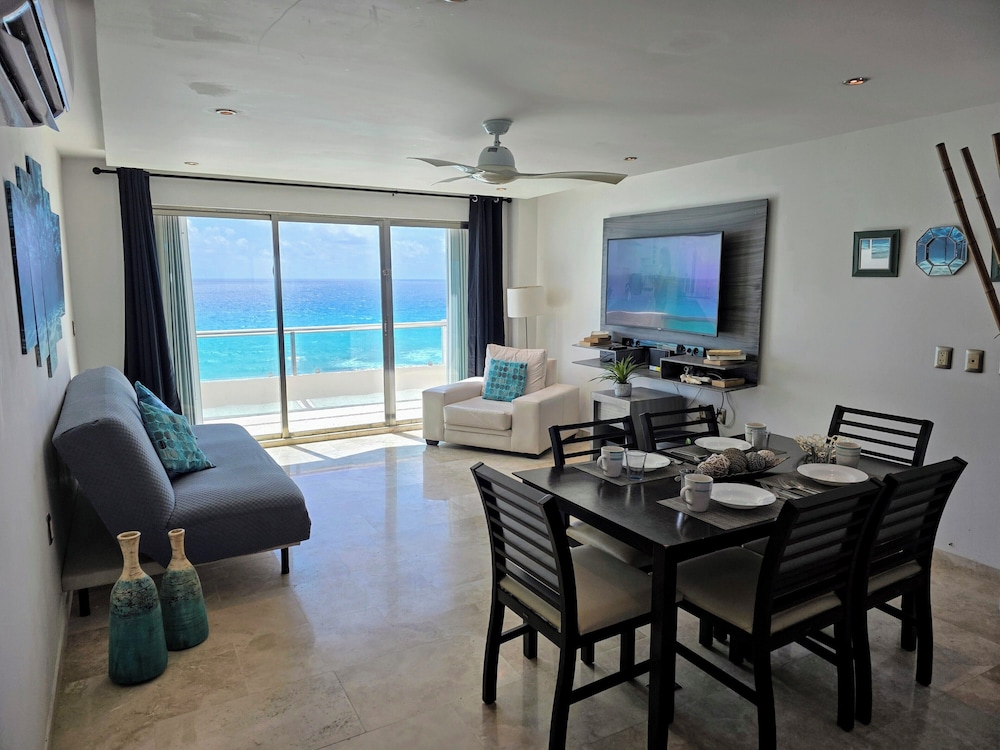 Penthouse moderno hermosa vista al mar