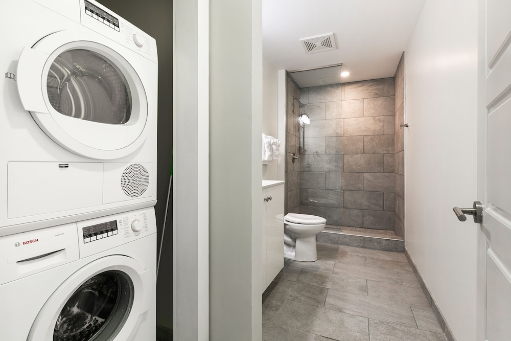 New Orleans Vacations - Modern 4BR Condo in the Heart of NOLA - Property Image 5