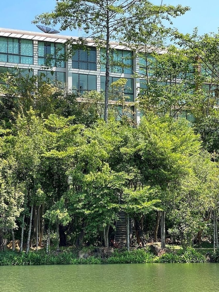 Intercontinental Khao Yai Residence - 100 SQM 2 Bedrooms and 2 Bathrooms