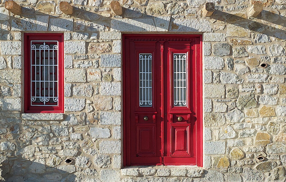 Hotel Camvillia Resort - Image 1